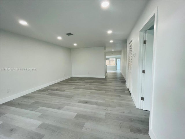 4 of 9 - 5130 Ne 17th Ter 5130, Fort Lauderdale, FL