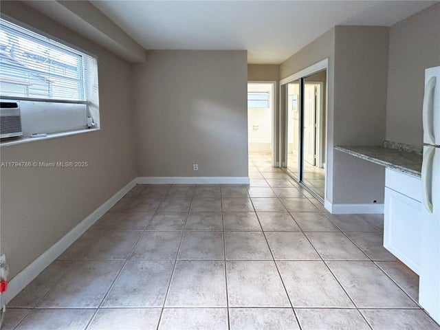 3 of 7 - 715 Ne 6th St 5e, Fort Lauderdale, FL