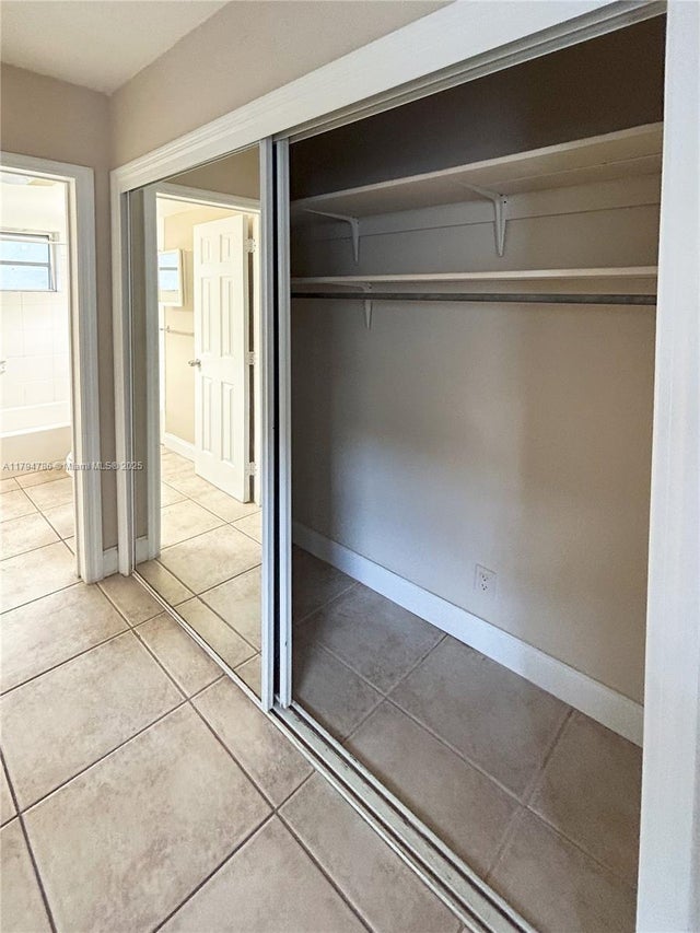 4 of 7 - 715 Ne 6th St 5e, Fort Lauderdale, FL