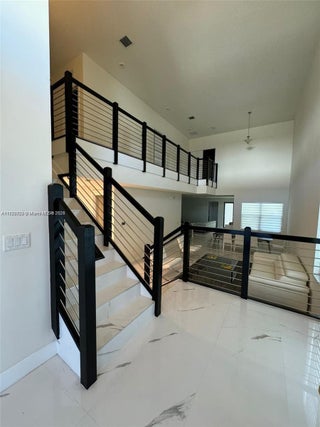 Photo of Listing #A11792708