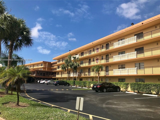 1 of 16 - 9273 Sw 8th St 410, Boca Raton, FL