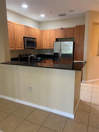 Photo of Listing #A11795942