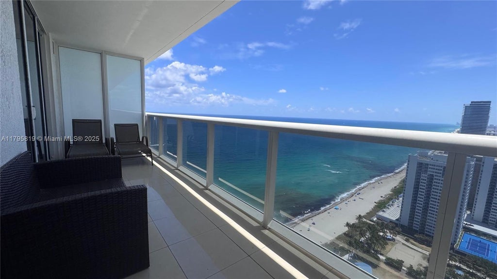 1830 S Ocean Dr( Avail August,17) 3404, Hallandale Beach