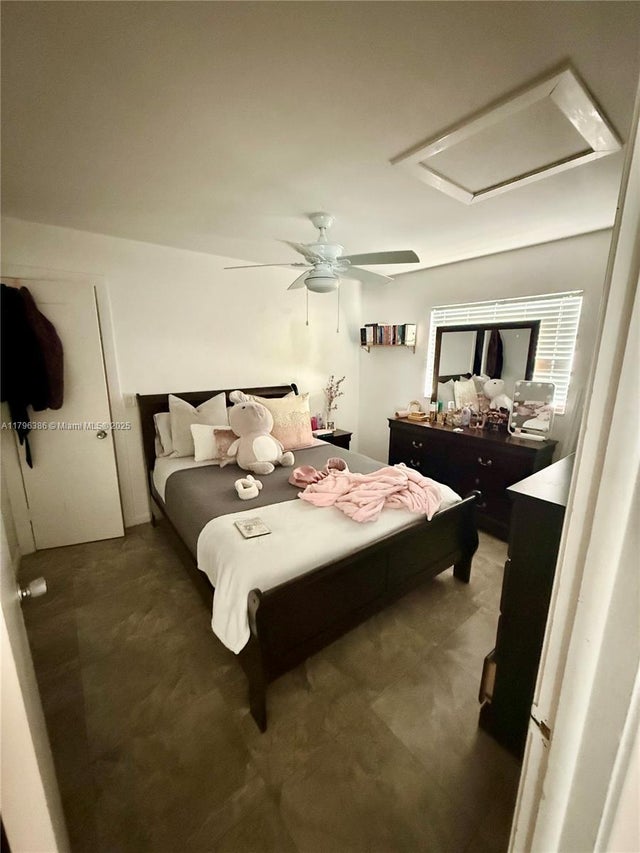 5 of 13 - 2213 Cleveland St 2213, Hollywood, FL