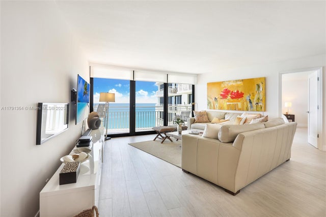 4 of 26 - 3000 N Ocean Dr 25d, Riviera Beach, FL