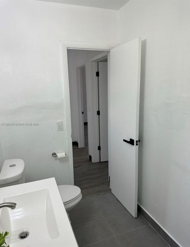 5 of 10 - 725 Nw 1st Ct 2, Hallandale Beach, FL