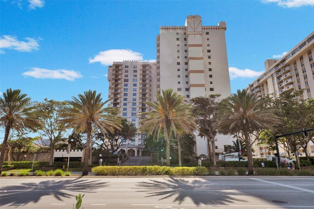1 of 17 - 1865 S Ocean Dr 4c, Hallandale Beach, FL