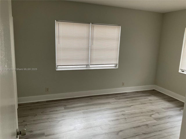 5 of 8 - 510 Se 9th St 6, Fort Lauderdale, FL