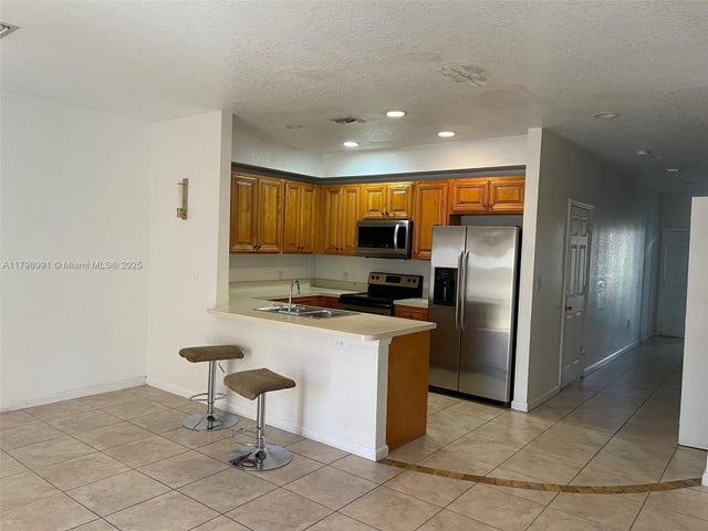 2 of 13 - 57 Se 3rd Ave, Hallandale Beach, FL