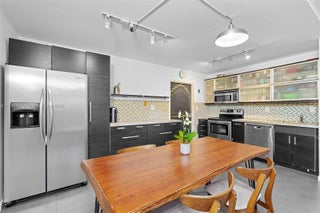 Photo of Listing #A11795257