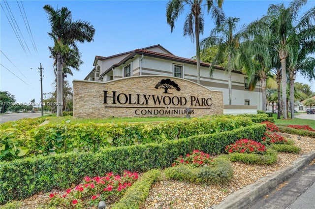 1 of 22 - 640 S Park Rd 27-4, Hollywood, FL