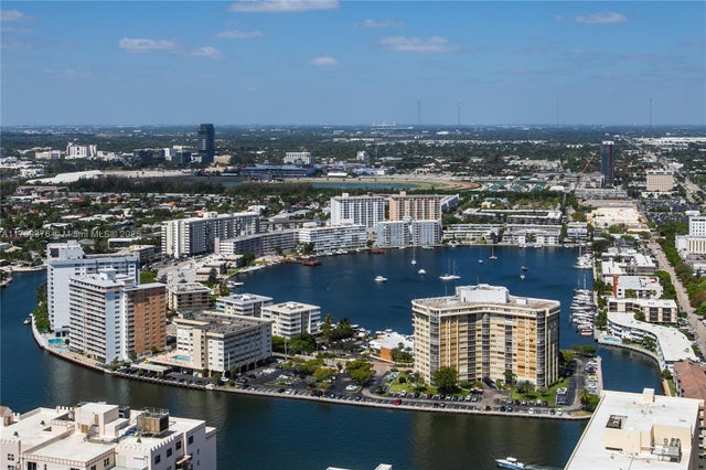 3 of 30 - 1830 S Ocean Dr 4504, Hallandale Beach, FL