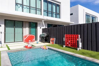 Photo of Listing #A11799630