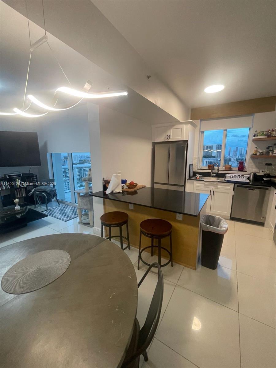 1871 Nw S River Dr 2007, Miami
