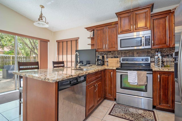 3 of 26 - 1217 Nw 125th Ter, Sunrise, FL