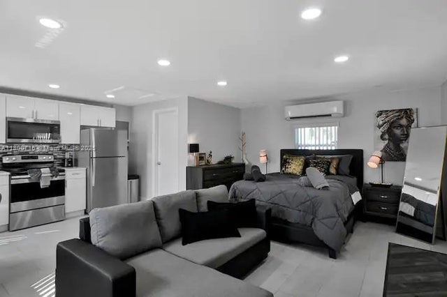 3 of 17 - 5 Eastview Ave B, Delray Beach, FL
