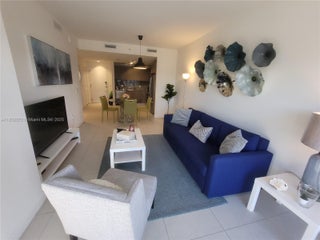 Photo of Listing #A11802672