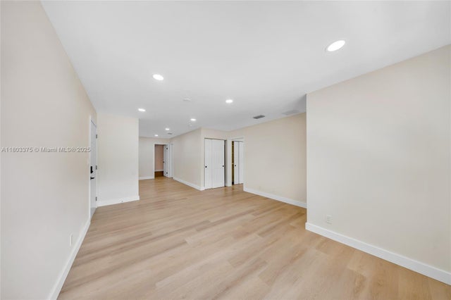 5 of 25 - 1236 Ne 12th Ave A, Fort Lauderdale, FL