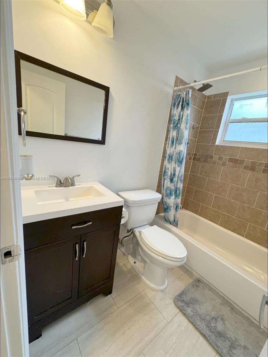 8540 Nw 25 Ct 1, Sunrise