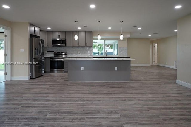 5 of 28 - 1198 W Camino Real, Boca Raton, FL
