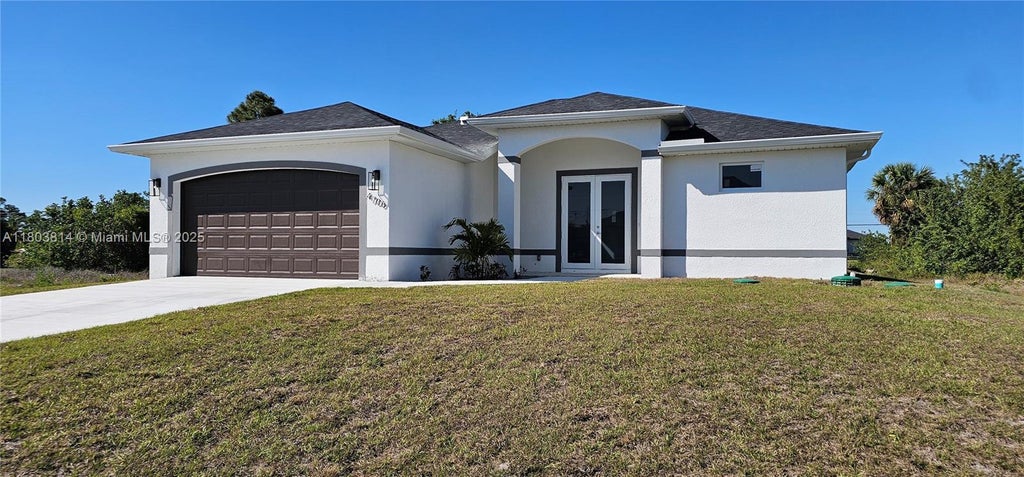 4706 6th St W, Lehigh Acres