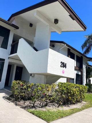 Photo of Listing #A11804821