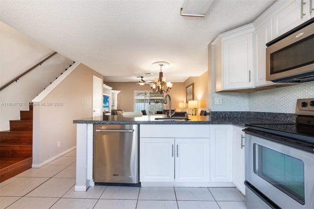 4 of 26 - 2683 Ne 15th St 2683, Pompano Beach, FL