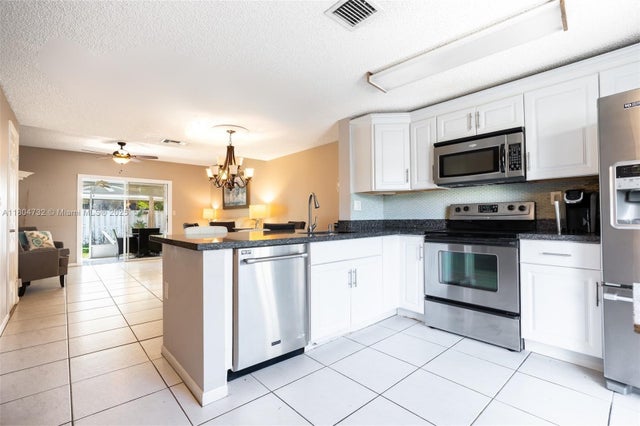 5 of 26 - 2683 Ne 15th St 2683, Pompano Beach, FL