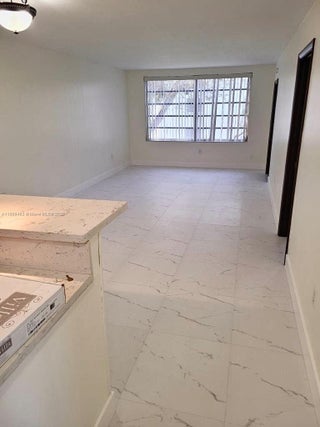 Photo of Listing #A11805463