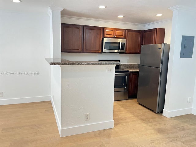 3 of 23 - 11342 Royal Palm Blvd 11342, Coral Springs, FL