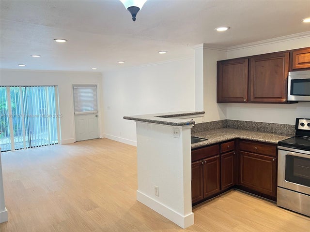 5 of 23 - 11342 Royal Palm Blvd 11342, Coral Springs, FL