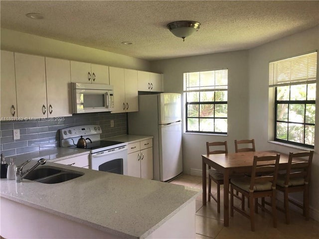 3 of 8 - 6650 Montego Bay Blvd B, Boca Raton, FL