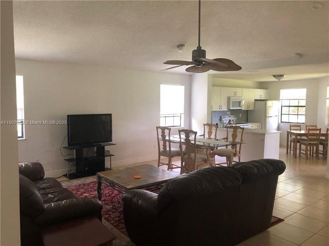 4 of 8 - 6650 Montego Bay Blvd B, Boca Raton, FL