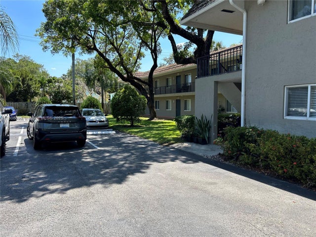 3 of 15 - 1111 Sw 4th Street 6, Fort Lauderdale, FL