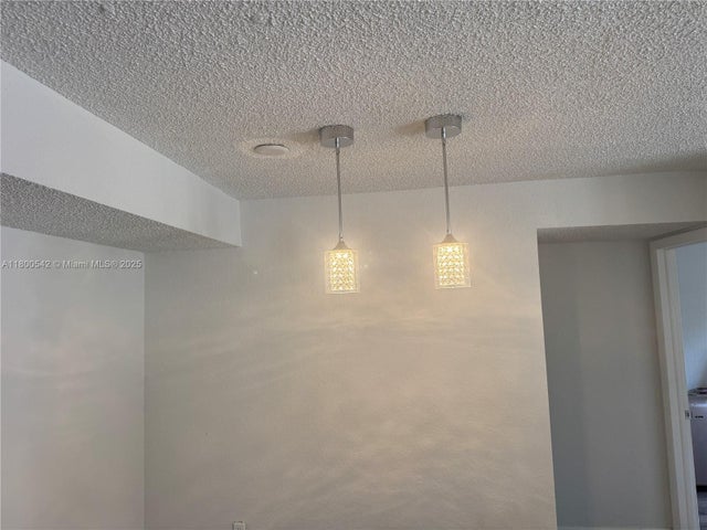 4 of 20 - 4235 N University Dr 312, Sunrise, FL