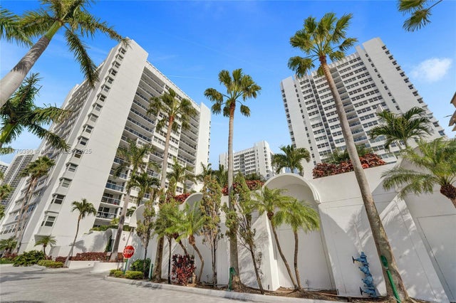 1 of 46 - N/A, Hallandale Beach, FL