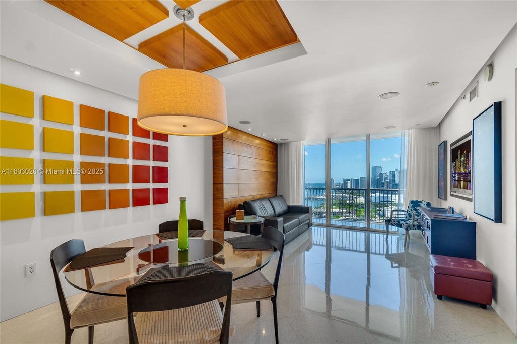 1750 N Bayshore Dr 3910, Miami