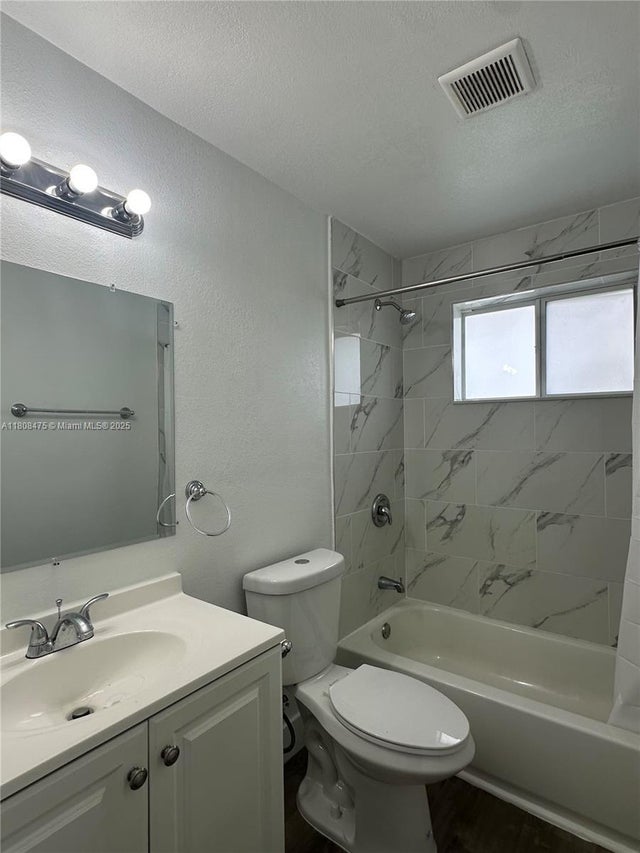 5 of 18 - 5911 Ne 18th Ave 1, Fort Lauderdale, FL