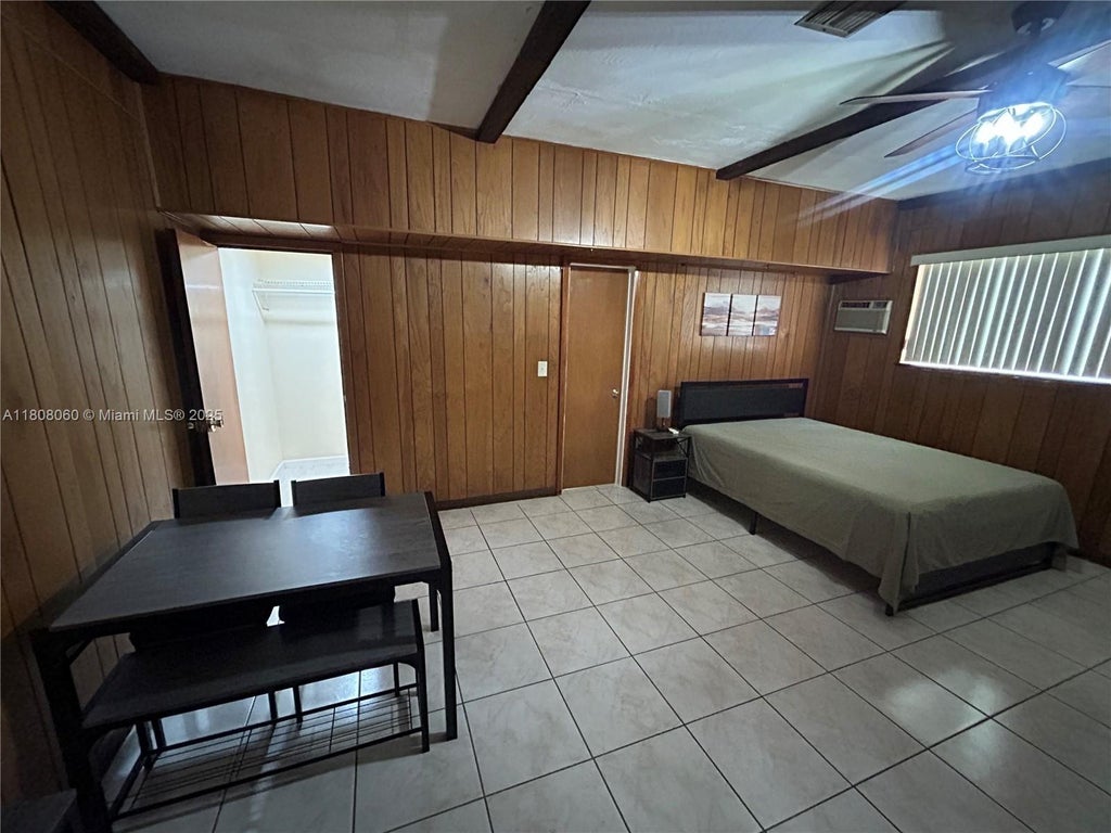 7221 Harbour Blvd B, Miramar