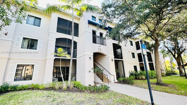 1 of 19 - 2728 Anzio Ct 204, Palm Beach Gardens, FL