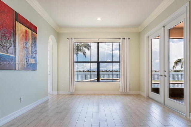 5 of 23 - 8680 W Watercrest Cir W, Parkland, FL