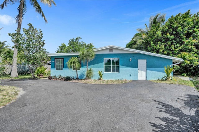 1 of 40 - 1124 Nw 16th St, Fort Lauderdale, FL