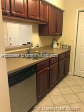 4 of 28 - 949 Riverside Dr 420, Coral Springs, FL
