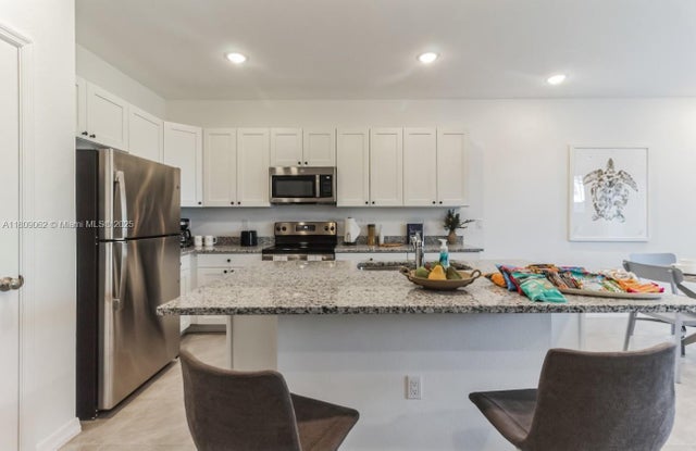2 of 5 - 4416 Boatman St 4416, Lake Worth, FL