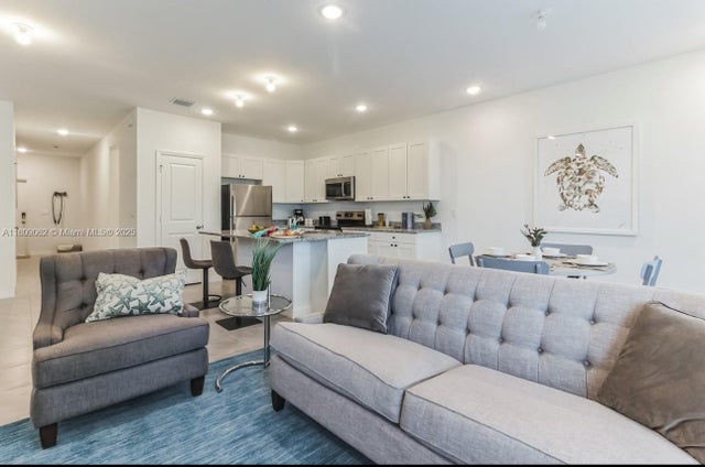 3 of 5 - 4416 Boatman St 4416, Lake Worth, FL