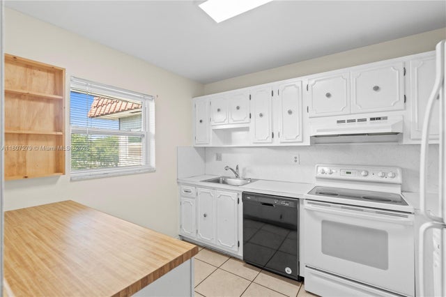 4 of 24 - 8605 W Sample Rd 306, Coral Springs, FL