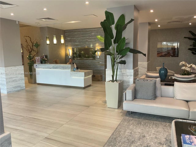 1 of 18 - 2301 S Ocean Dr 2207, Hollywood, FL