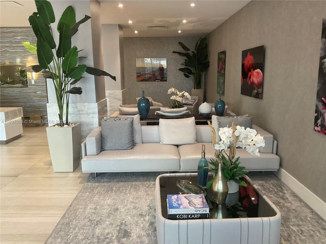 2 of 18 - 2301 S Ocean Dr 2207, Hollywood, FL