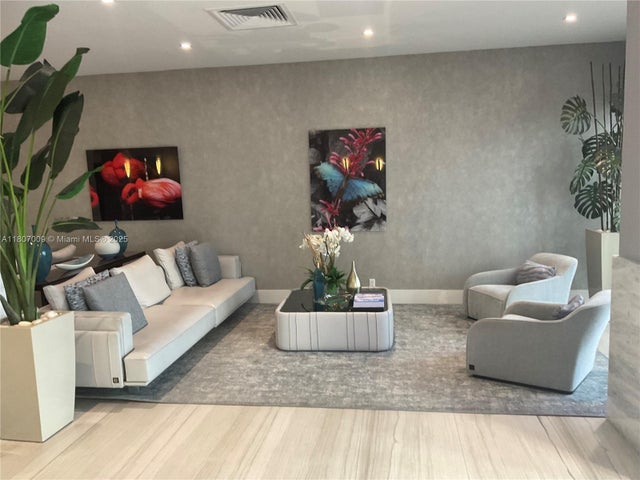 3 of 18 - 2301 S Ocean Dr 2207, Hollywood, FL