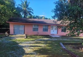 Photo of Listing #A11809688